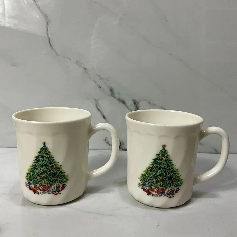 VINTAGE House Of Salem Porcelle Swirl Christmas Mugs